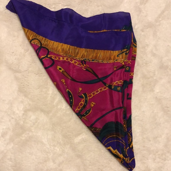 Scarf - Picture 2 of 3